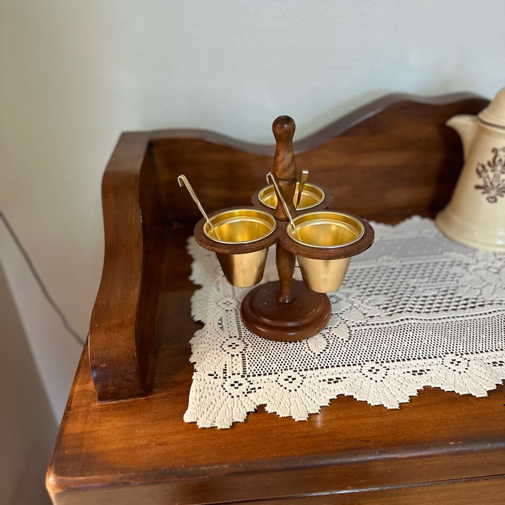 Vintage Myrtle wood dip dish! 60’s. So cool
